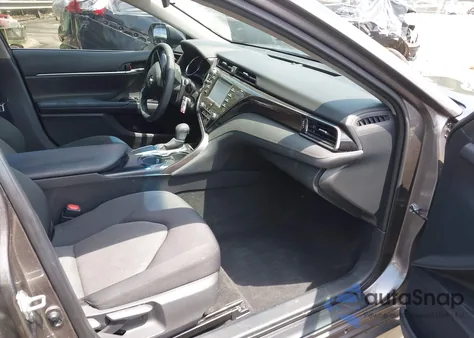 2020 Toyota Camry Le из США, поврежденный, VIN 4T1C11AK3LU945307